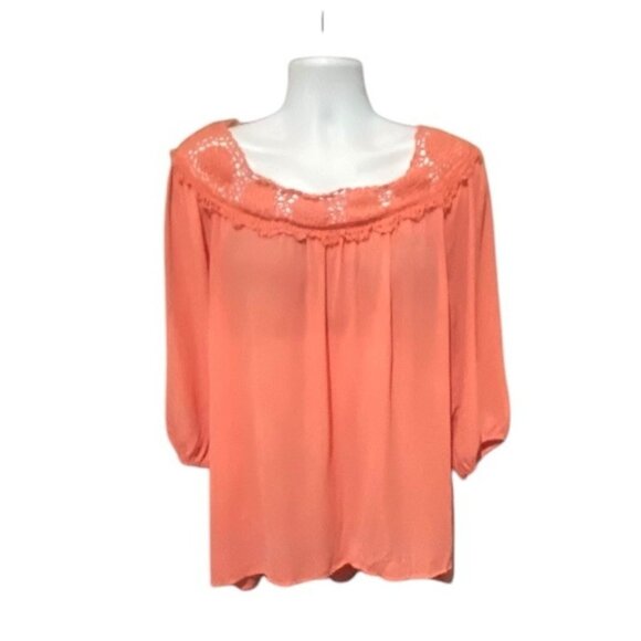 Eyeshadow Womens Blouse Top 2x Crochet Lace Trim 3/4 Sleeves Round Neck Pullover - Picture 1 of 13